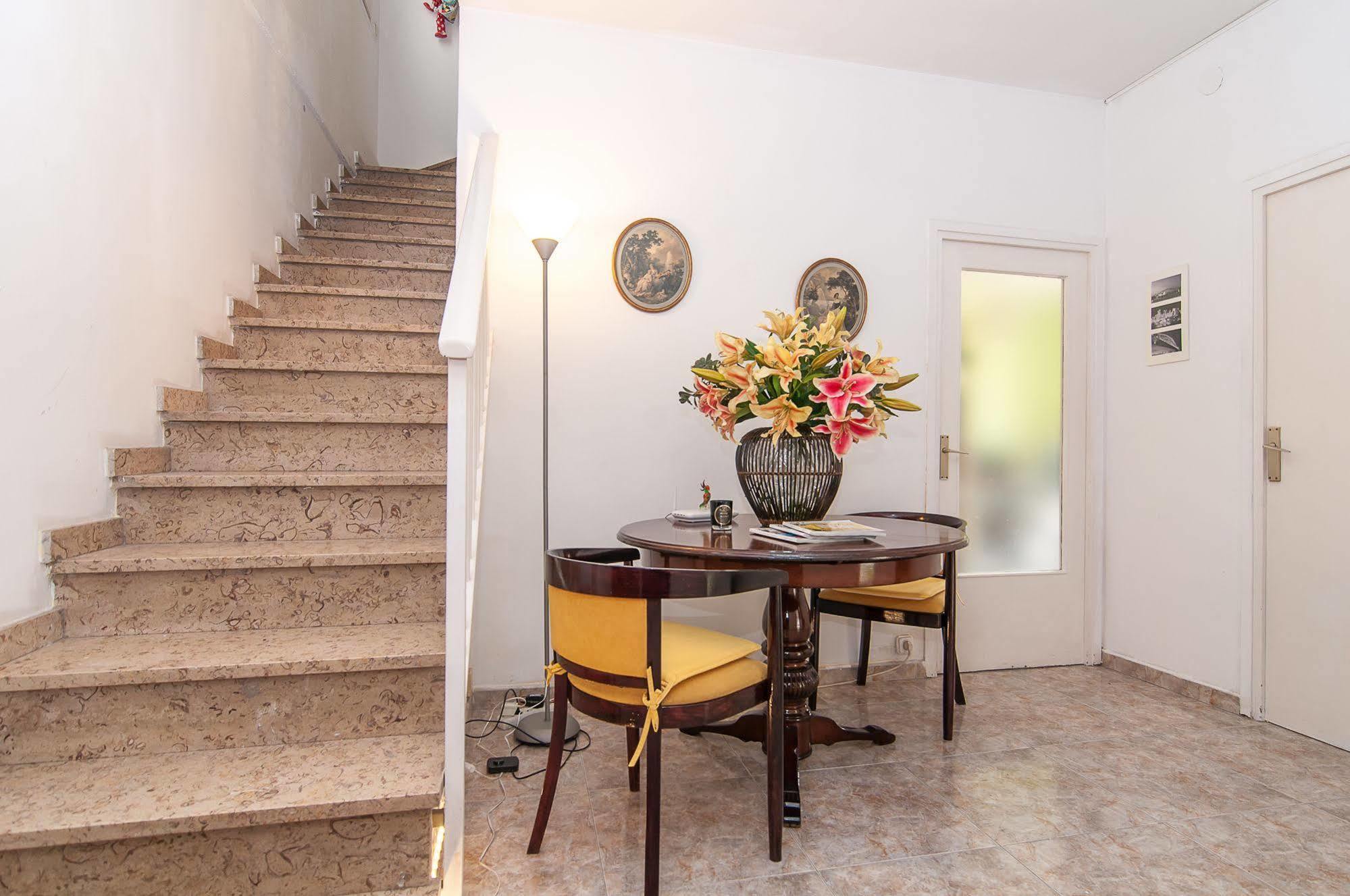 The Sky Dome Apartment Barcelona Exterior foto